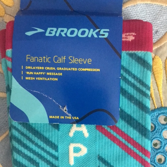 NWT Brooks Fanatic Calf Sleeve. XL - Picture 2 of 6